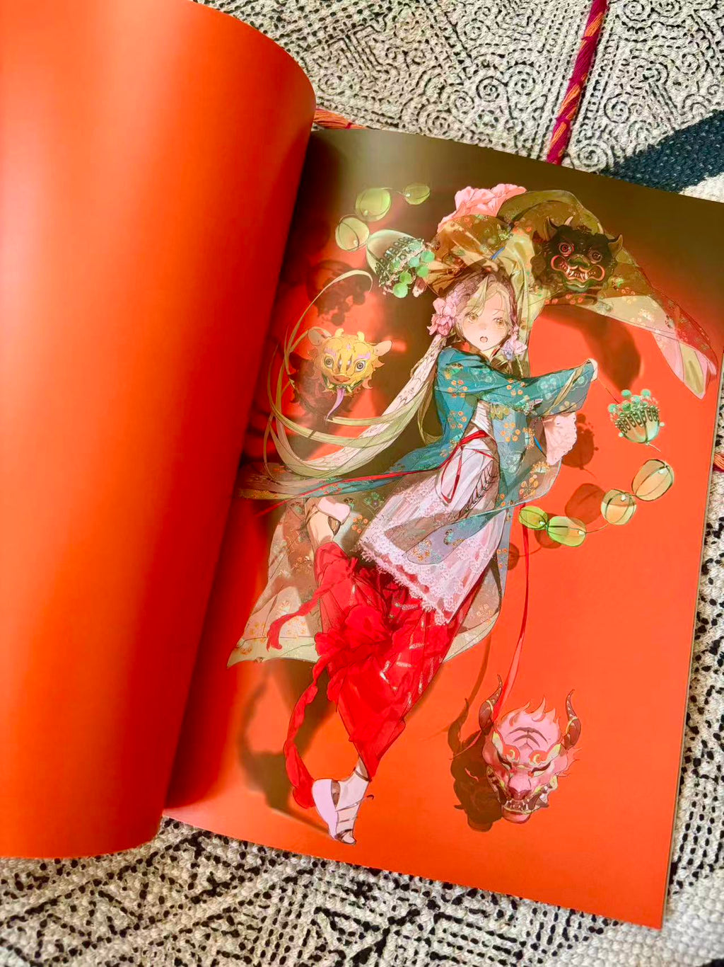 「New」Art Book [Cinder Bloom]
