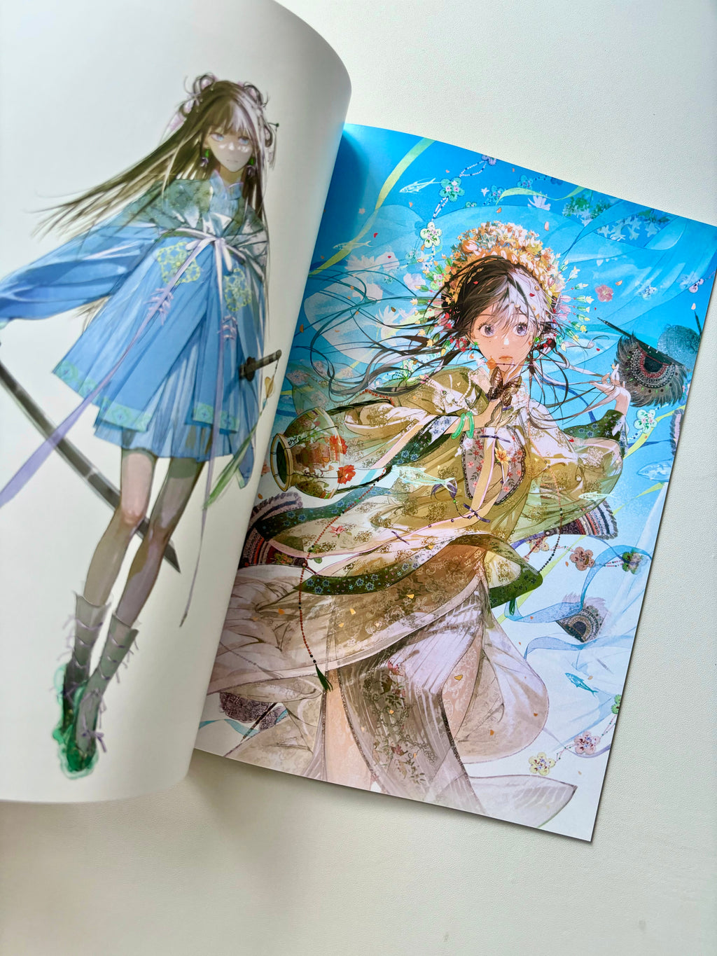 碎琼乱玉 Artbook (Signed Edition+Bonus Sticker)